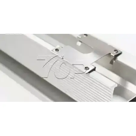 Clip trái đất của bảng điều khiển năng lượng mặt trời
